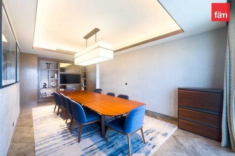 Penthouse in Dubai 5 bedrooms, 571.4 sq.m. № 40837 - photo 16