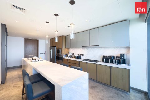 Penthouse in Dubai 5 bedrooms, 571.4 sq.m. № 40837 - photo 28