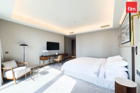 Penthouse in Dubai 5 bedrooms, 571.4 sq.m. № 40837 - photo 8