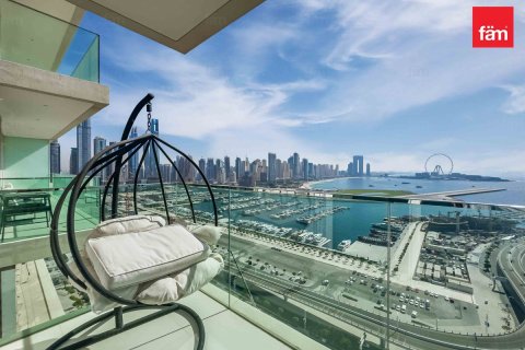 Apartment in Dubai Harbour, Dubai 3 bedrooms, 142.9 sq.m. № 58972 - photo 1