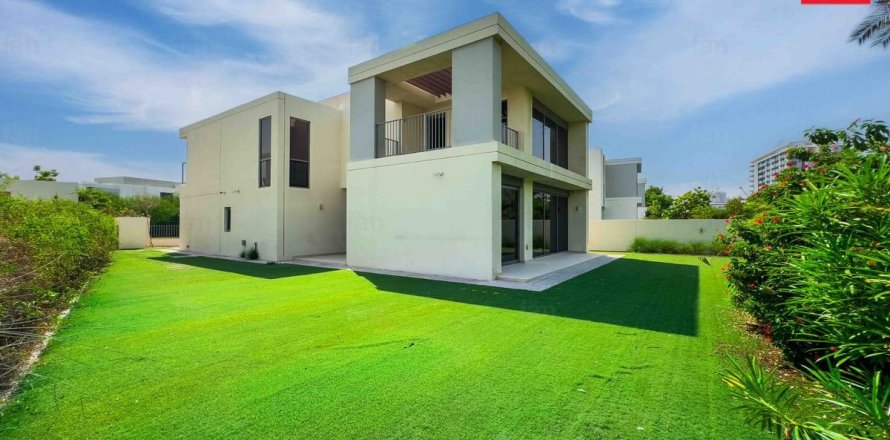 Villa in Dubai Hills Estate, Dubai 4 bedrooms, 588.2 sq.m. № 58970