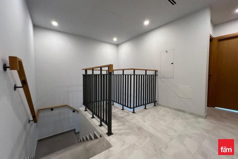 Villa à Dubai, 4 chambres, 275 m², № 93530 - photo 3