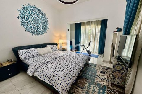 Снять в аренду виллу в Арабиан Ранчес, Дубай: 3 спальни, 297м², № 23027 - фото 11