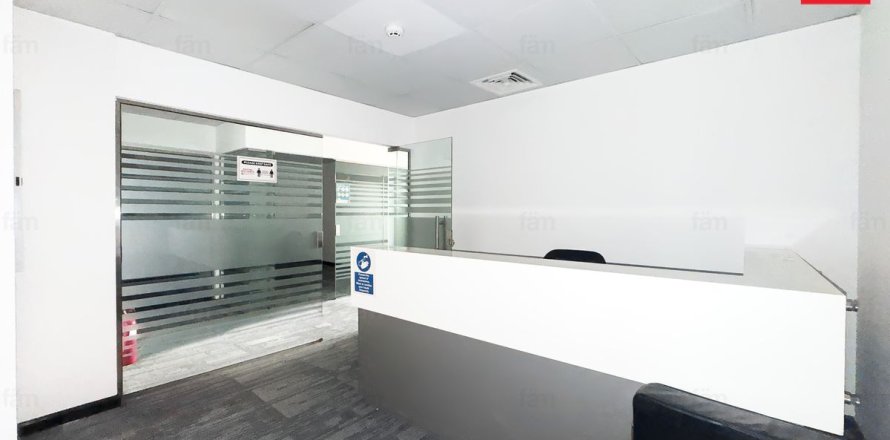 Office in Dubai 85.1 sq.m. № 133127