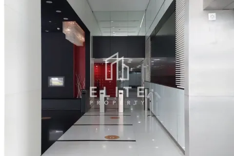 Building in Business Bay, Dubai 1180 sq.m. № 46670 - photo 12
