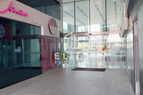 Building in Business Bay, Dubai 1180 sq.m. № 46670 - photo 14