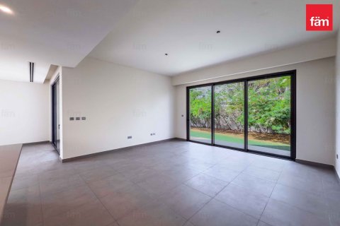 Villa in Dubai Hills Estate, Dubai 3 bedrooms, 427.5 sq.m. № 97736 - photo 3