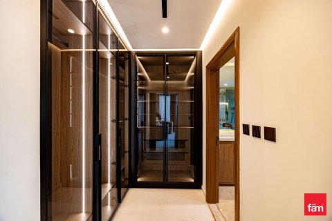 Villa à Dubai, 5 chambres, 602.2 m², № 97686 - photo 16