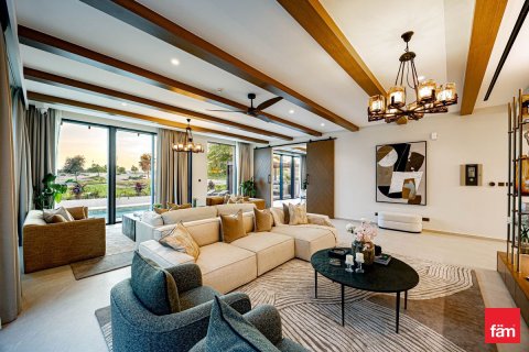 Villa à Dubai, 5 chambres, 602.2 m², № 97686 - photo 2