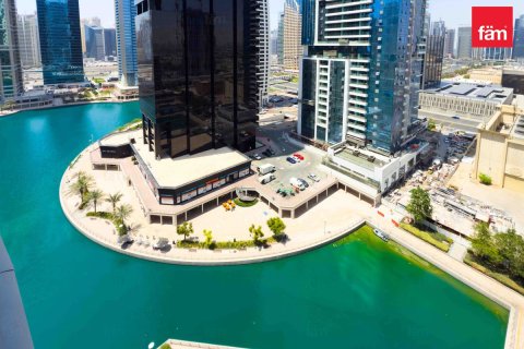 Apartment in Dubai 1 bedroom, 90.2 sq.m. № 17227 - photo 1