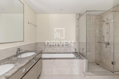 Appartement à Forte, Downtown Dubai (Downtown Burj Dubai), Dubai, 3 chambres, 155.15 m², № 125240 - photo 17