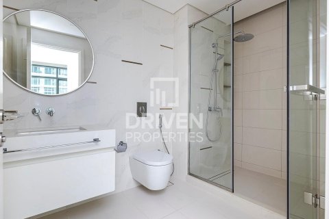 Apartamento en EMAAR Beachfront, Dubai Harbour, Dubai, 1 dormitorio, 69.03 m², № 125241 - foto 8