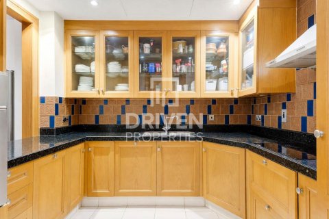 Apartment in Downtown Dubai (Downtown Burj Dubai), Dubai 2 bedrooms, 232.54 sq.m. № 125244 - photo 12