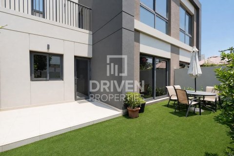 Townhouse in The Pulse, Dubai South (Dubai World Central), Dubai 2 bedrooms, 128.95 sq.m. № 125243