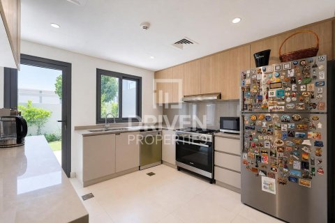 Townhouse in The Pulse, Dubai South (Dubai World Central), Dubai 2 bedrooms, 128.95 sq.m. № 125243 - photo 5