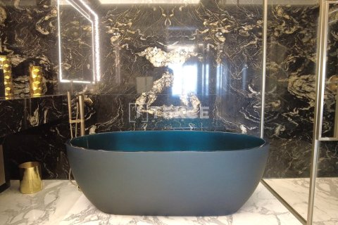 Apartment in Business Bay, Dubai 6 bedrooms, 648 sq.m. № 83416 - photo 13