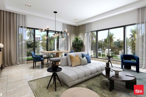 Villa in Dubai 4 bedrooms, 13.4 sq.m. № 59773 - photo 1