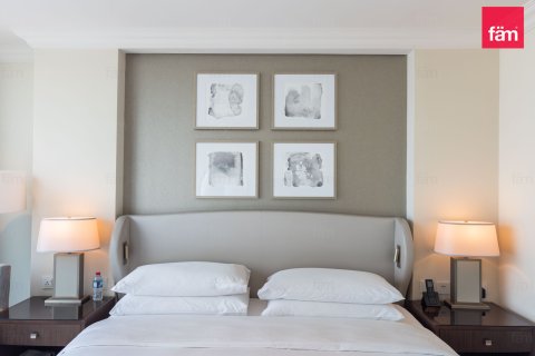 Apartment in Downtown Dubai (Downtown Burj Dubai), Dubai 2 bedrooms, 138.8 sq.m. № 133339 - photo 12