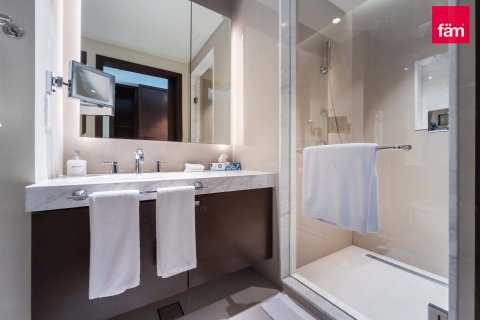 Apartment in Downtown Dubai (Downtown Burj Dubai), Dubai 2 bedrooms, 138.8 sq.m. № 133339 - photo 9