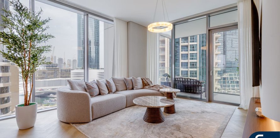 Квартира в Дубай Марине, Дубай, 2 спальни, 122м², № 74828