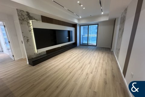 Apartment in Princess Tower, Dubai Marina, Dubai 2 bedrooms, 122 sq.m. № 74827 - photo 1