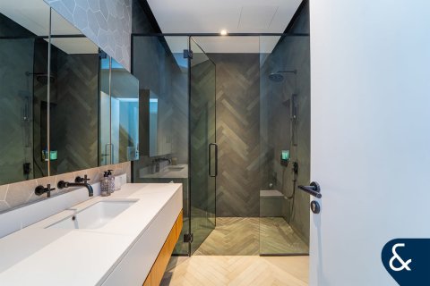 Apartment in KOA Canvas, Mohammad Bin Rashid Gardens, Dubai 2 bedrooms, 130 sq.m. № 74825 - photo 13