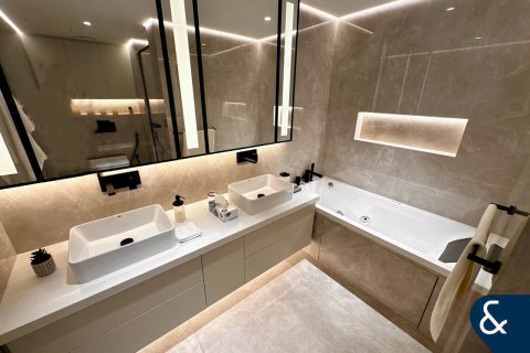 Apartment in BOULEVARD POINT in Downtown Dubai (Downtown Burj Dubai), Dubai 3 bedrooms, 170 sq.m. № 99040 - photo 27