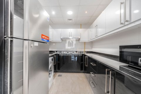 Apartment in Business Bay, Dubai 4 bedrooms, 204 sq.m. № 73421 - photo 8