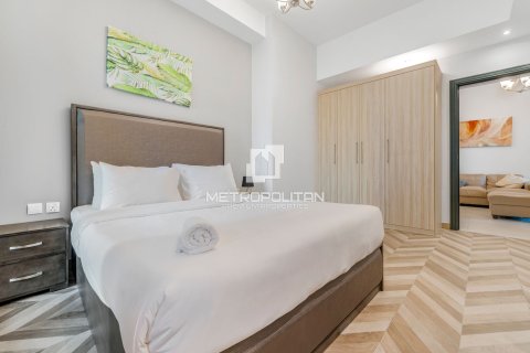 Apartment in Business Bay, Dubai 4 bedrooms, 204 sq.m. № 73421 - photo 13