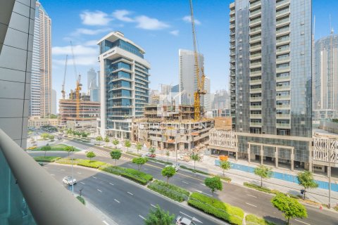 Apartment in Business Bay, Dubai 4 bedrooms, 202 sq.m. № 73427 - photo 1