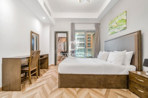 Apartment in Business Bay, Dubai 4 bedrooms, 202 sq.m. № 73427 - photo 13