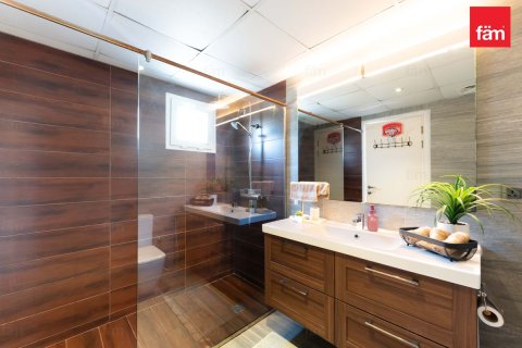 Villa en Dubai, 5 dormitorios, 540 m², № 123306 - foto 18