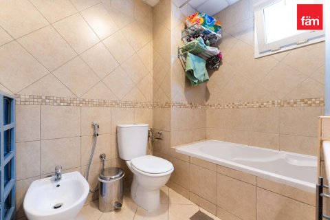 Villa en Dubai, 5 dormitorios, 540 m², № 123306 - foto 19