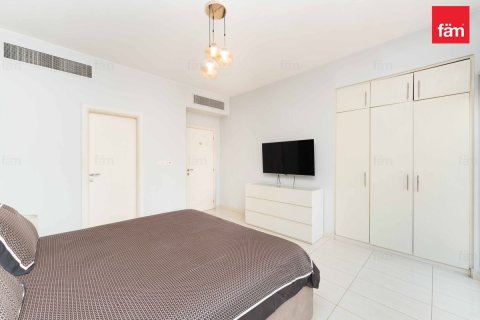Villa en Dubai, 5 dormitorios, 540 m², № 123306 - foto 14