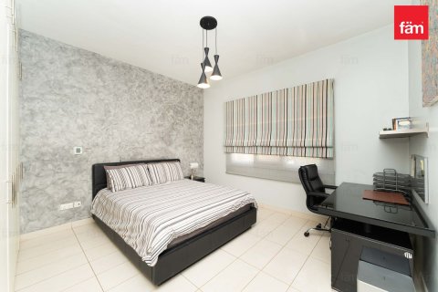 Villa en Dubai, 5 dormitorios, 540 m², № 123306 - foto 16