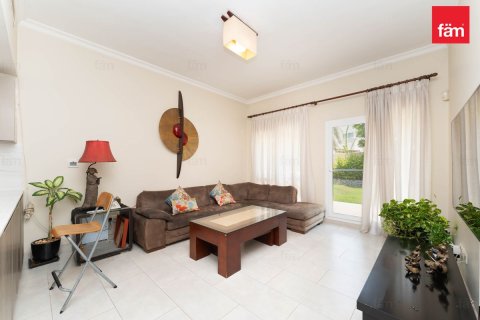 Villa en Dubai, 5 dormitorios, 540 m², № 123306 - foto 23