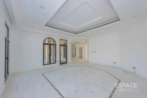 Купить виллу в Пальме Джумейре, Дубай: 6 спален, 650м², № 61805 - фото 4