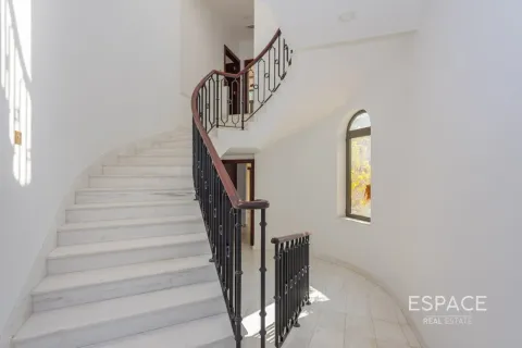 Купить виллу в Пальме Джумейре, Дубай: 6 спален, 650м², № 61805 - фото 16