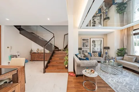 Купить таунхаус в DAMAC Hills (Akoya by DAMAC), Дубай: 3 спальни, 324м², № 61803 - фото 3