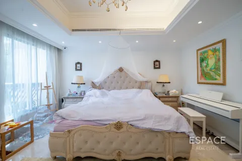 Villa à Jumeirah Islands, Dubai, 5 chambres, 989 m², № 61818 - photo 15