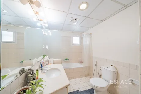 Villa in Meadows 1, Meadows, Dubai 4 bedrooms, 337 sq.m. № 61804 - photo 12