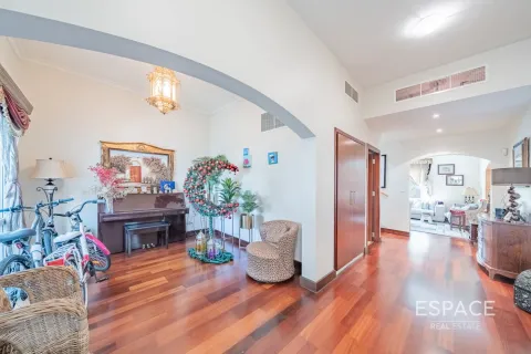 Villa in Meadows 1, Meadows, Dubai 4 bedrooms, 337 sq.m. № 61804 - photo 6