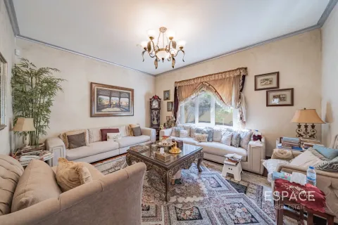 Villa in Meadows 1, Meadows, Dubai 4 bedrooms, 337 sq.m. № 61804 - photo 3