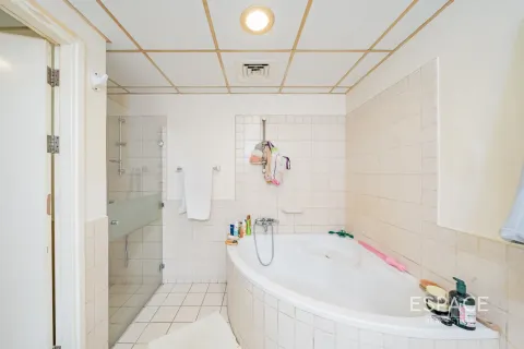 Villa in Meadows 1, Meadows, Dubai 4 bedrooms, 337 sq.m. № 61804 - photo 13