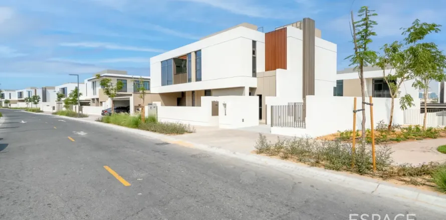 Villa à Al Furjan, Dubai, 4 chambres, 429 m², № 61807