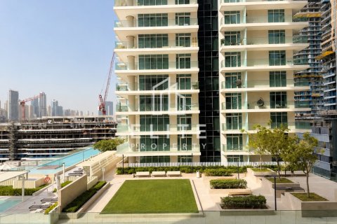 Apartamento en EMAAR Beachfront, Dubai Harbour, Dubai, 1 dormitorio, 80 m², № 124906 - foto 2