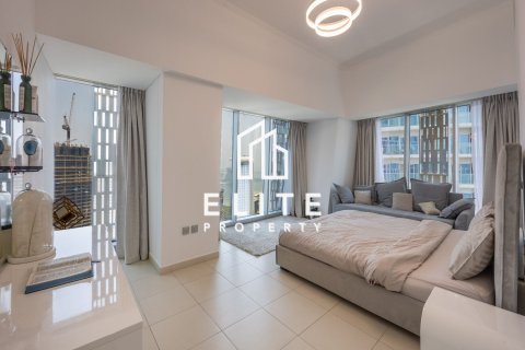 Apartment in Cayan Tower, Dubai Marina, Dubai 2 bedrooms, 142 sq.m. № 124904 - photo 2