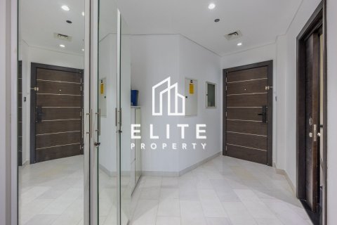 Apartment in Cayan Tower, Dubai Marina, Dubai 2 bedrooms, 142 sq.m. № 124904 - photo 22