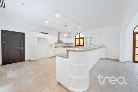 Villa in The Villa, Dubai 6 bedrooms, 750.66 sq.m. № 124771 - photo 6