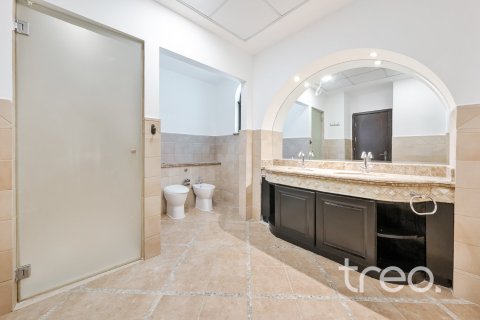 Villa in The Villa, Dubai 6 bedrooms, 750.66 sq.m. № 124771 - photo 22
